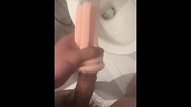 Premature ejacuation training w3d2: try interval masturbation hold.