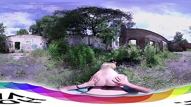 [HOLIVR 3D 360VR] Teen fucked outdoor_WWW.HOLIVR.COM