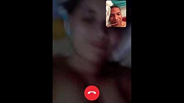 Hablando con mi novia