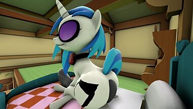 Vinyl Scratch Farts