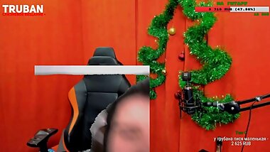 Russian minecraft broadcaster broadcast minecraft porn!